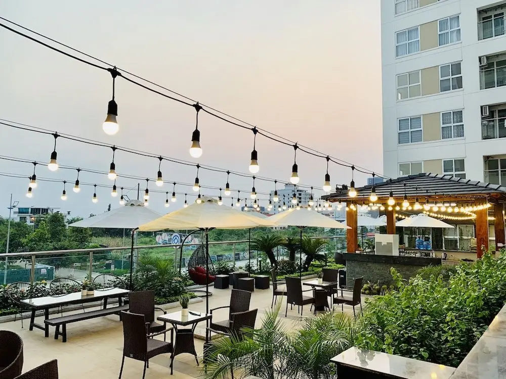Халонг: New Life Condotel