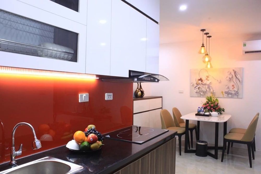 Халонг: New Life Condotel