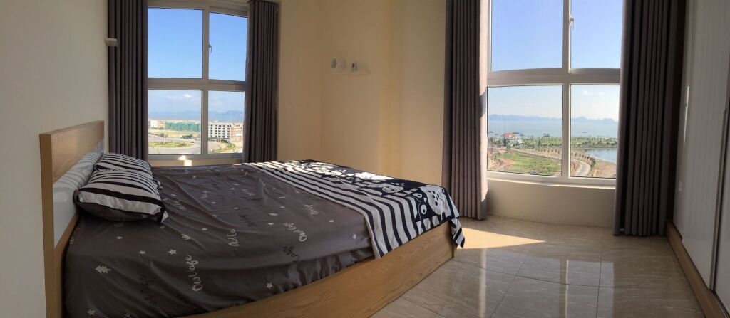Халонг: Viet Apartment - New Life Tower Block C