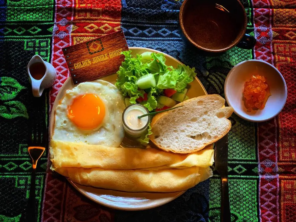 Хазянг: The Art - Golden Jungle House