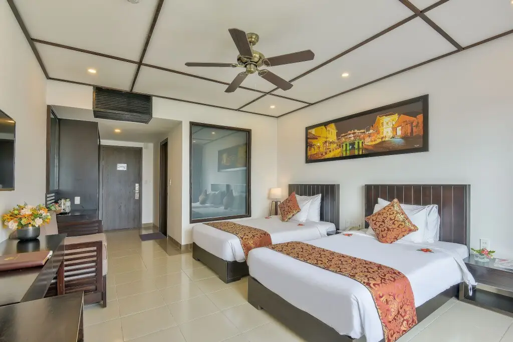carousel image 3
