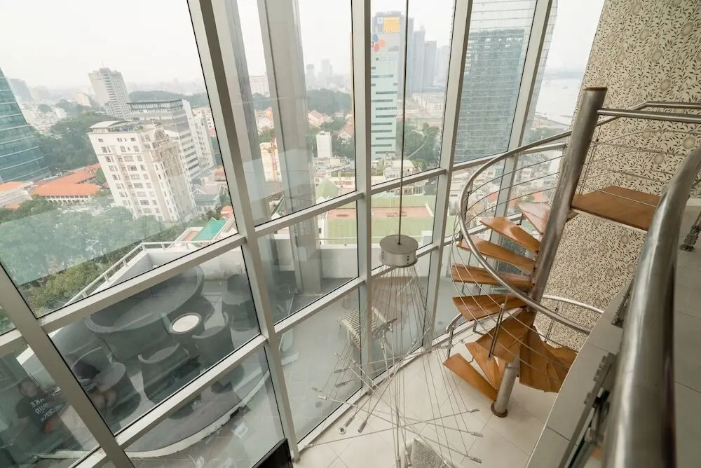 Хошимин: Luxury Penthouse 4BRS City Centre