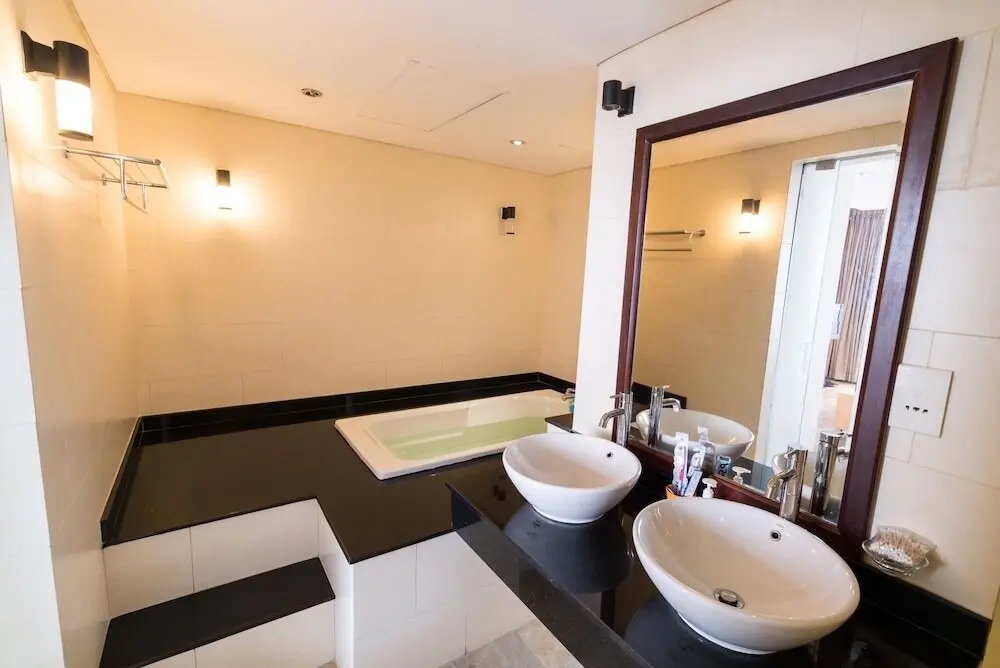 Хошимин: Luxury Penthouse 4BRS City Centre
