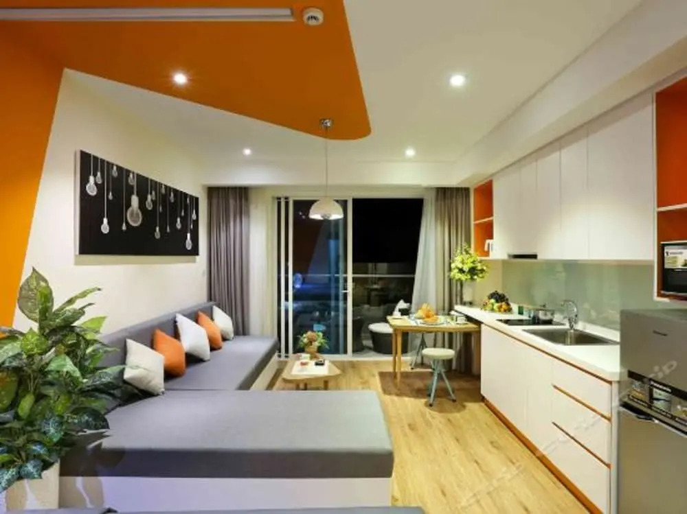 Нячанг: Parama Apartments Balcony Beachfront