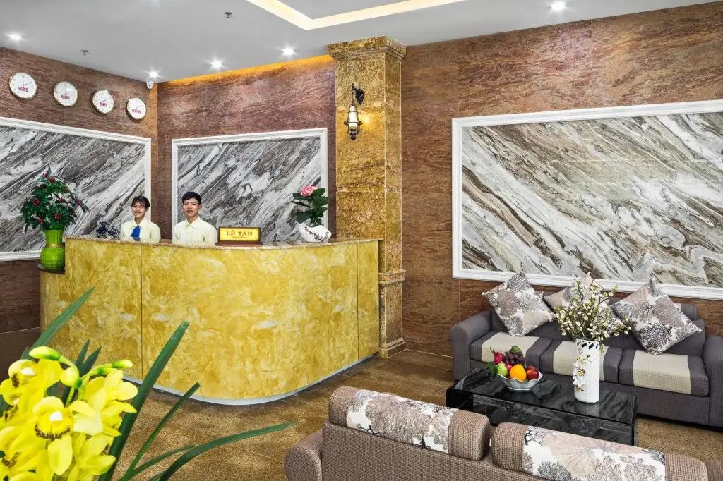Дананг: An Thuyen Hotel