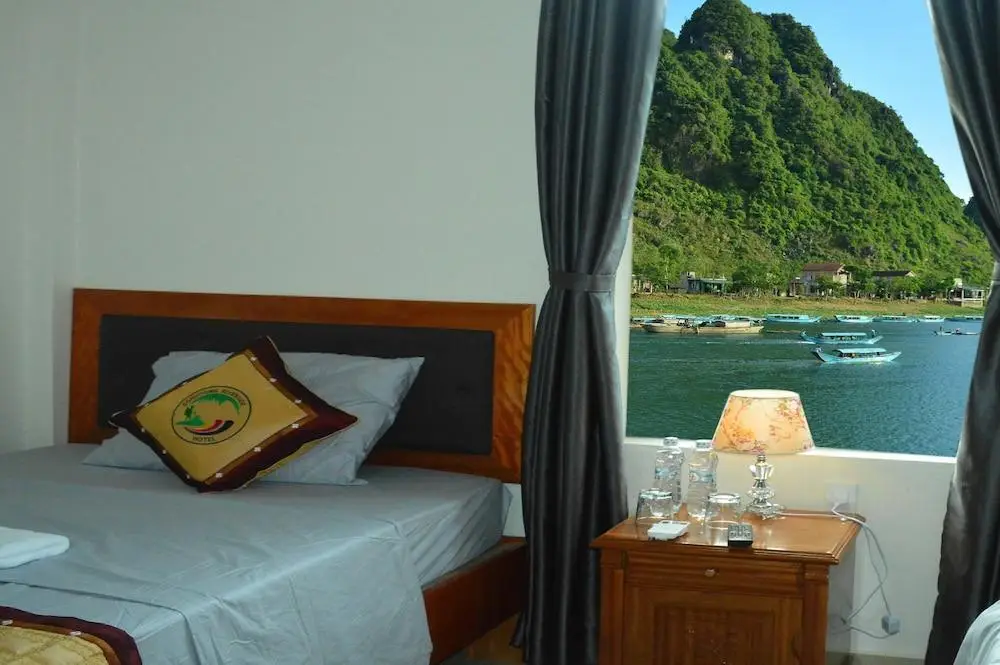 Фонг Ня: Son Doong Riverside Homestay