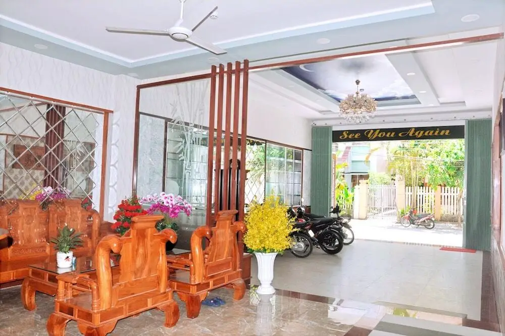 Туй-Хоа: Khach San Yen Phu