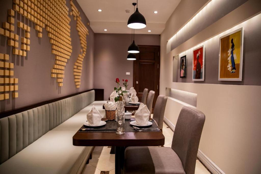 Ханой: Hanoi Lakeside Premium Hotel