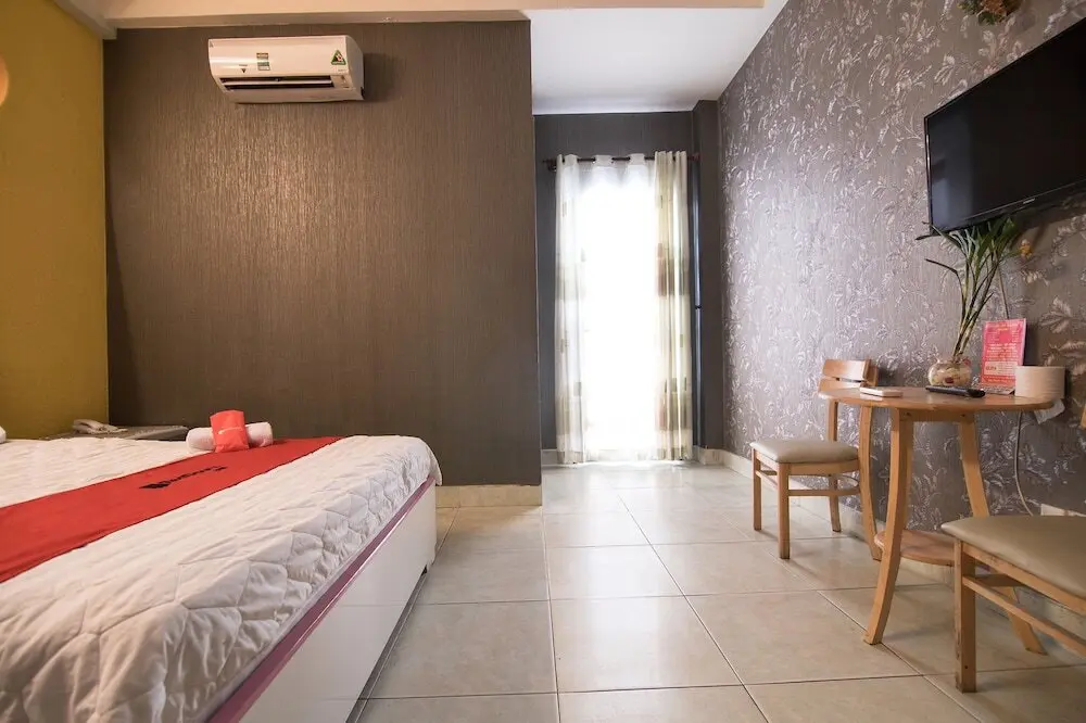 Хошимин: RedDoorz Plus near AEON Mall Tan Phu 2