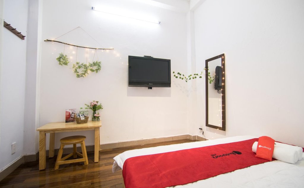 Хошимин: RedDoorz near Bui Vien Walking Street 2