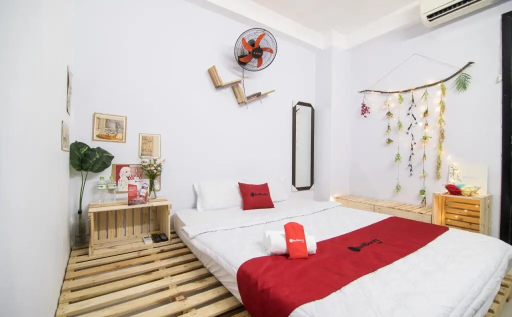 Хошимин: RedDoorz near Bui Vien Walking Street 2