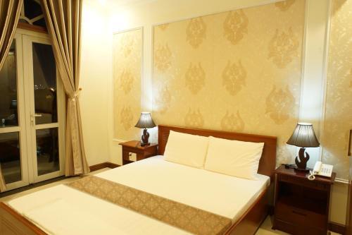 Дананг: L Na Villa Hotel