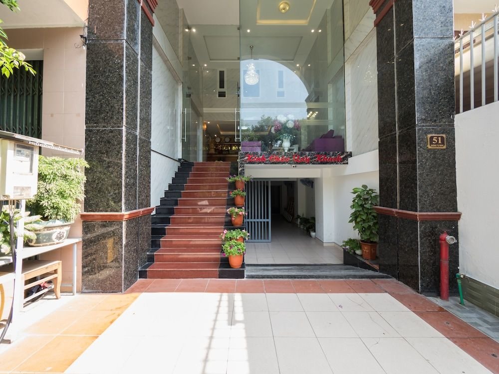 Golden House Hotel — фото 1