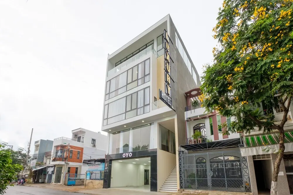 Дананг: Oyo 212 Luxury Hotel Da Nang