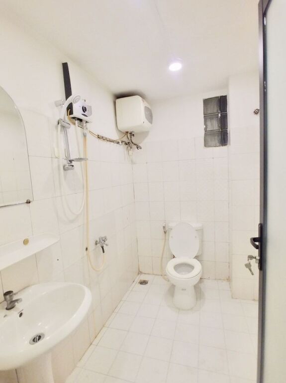 Хошимин: Poseidon Hotel And Apartment