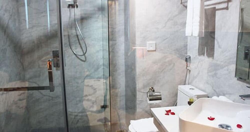 Винь: Holiday Cua Lo Hotel