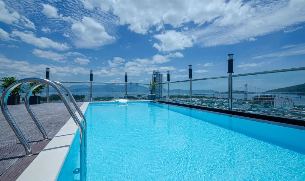 Дананг: Rest Hotel & Apartment