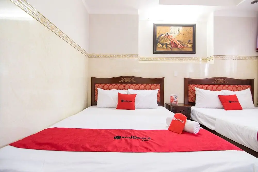 Ханой: RedDoorz near Tan Son Nhat Airport