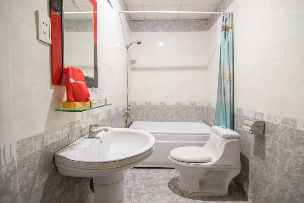 Ханой: RedDoorz near Tan Son Nhat Airport
