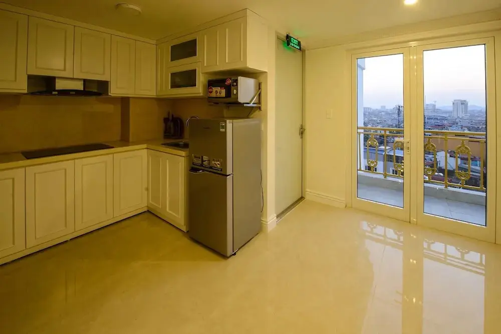 Хайфон: The Shine Office and Apartment