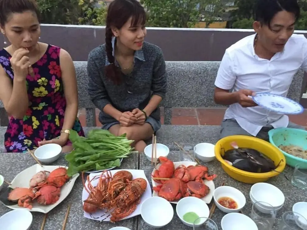 Ан Хи: Nha Nghi Loc Thinh