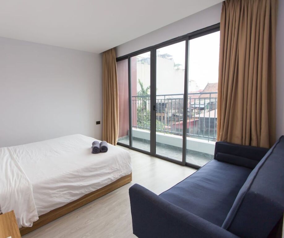 Ханой: One 18 Ngoc Lam Apartment