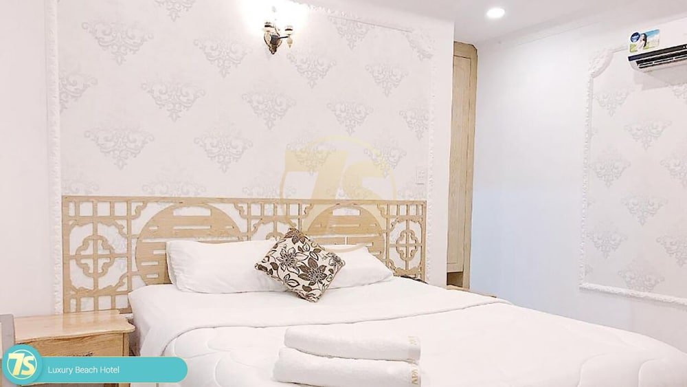 Вунгтау: 7S Hotel Lux ubus Beach Vung Tau