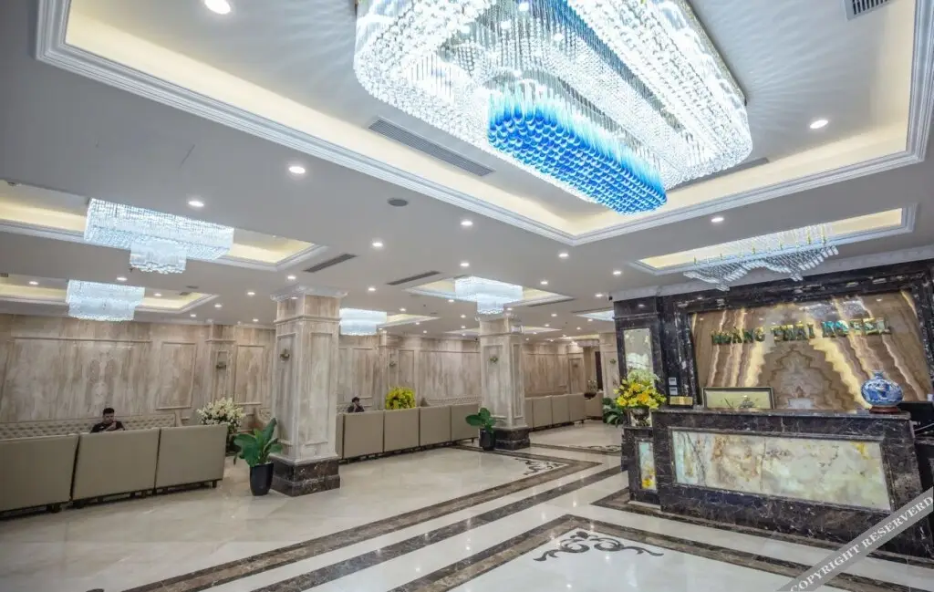 Шамшон: Hoang Thai Hotel