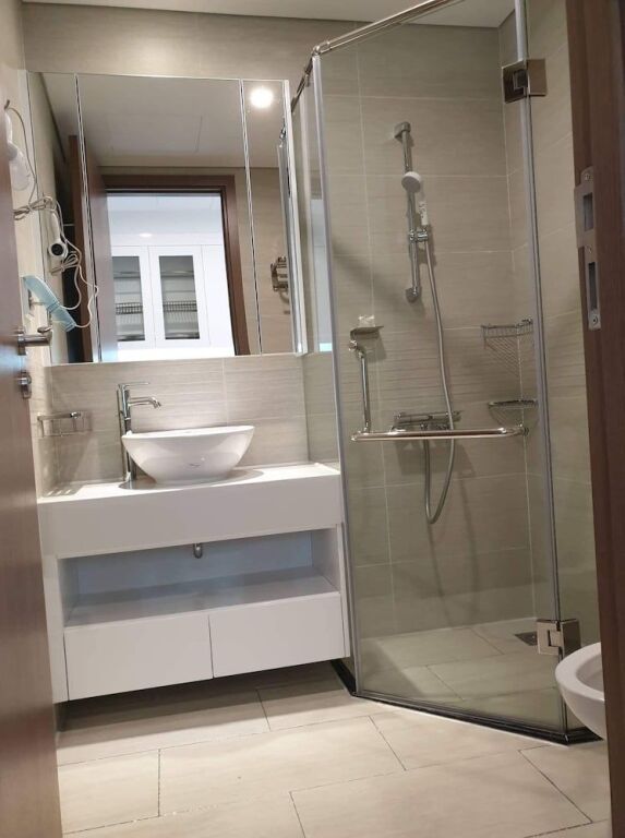 Ханой: V-One Hotel
