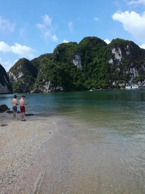 Хайфон: Thailand Hotel