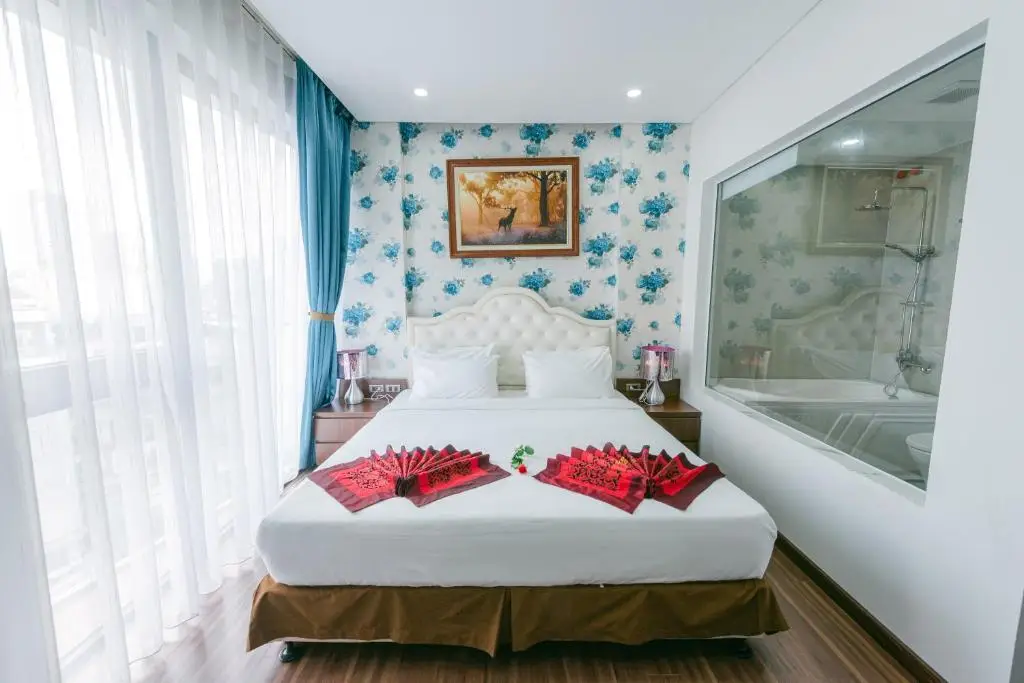 Ханой: New Century Hotel Cau Giay