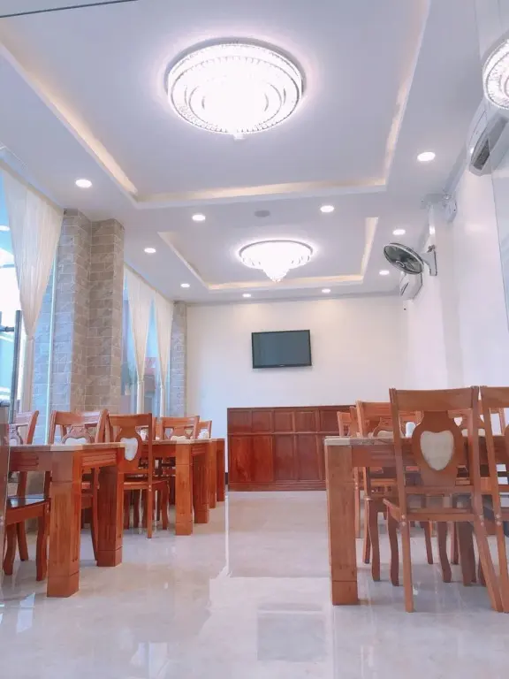 Каолань: Khach san Sao Nam