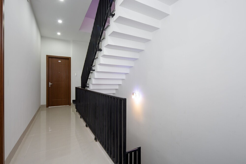 Oyo 330 Noir Hotel And Apartment — фото 1