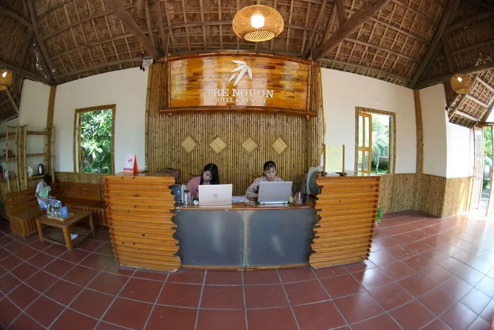 Хатинь: Tre Nguon Hotel & Resort