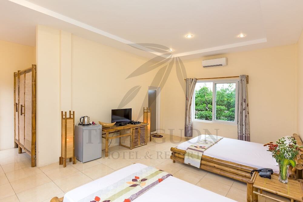 Хатинь: Tre Nguon Hotel & Resort