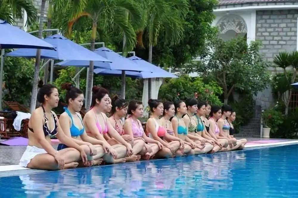 Тан-Мэй-Тай: Núi Cấm Resort