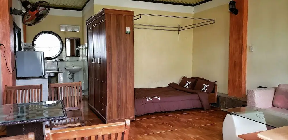 Плейку: Tithonia Homestay