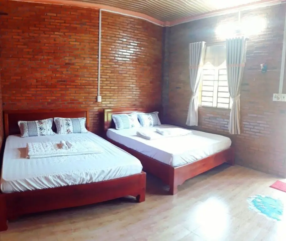 Да-Хуоай: Cat Tien Farmer Lodge
