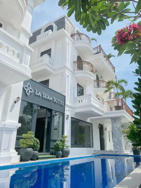 Нячанг: La Sera Suites Nha Trang