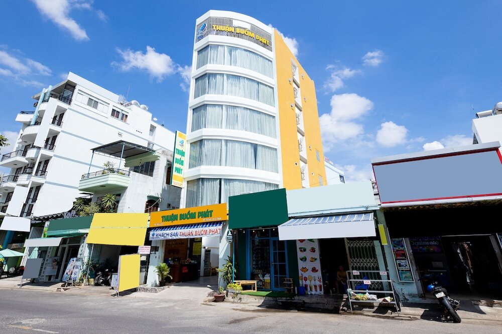 Oyo 349 Thuan Buom Phat Hotel — фото 1
