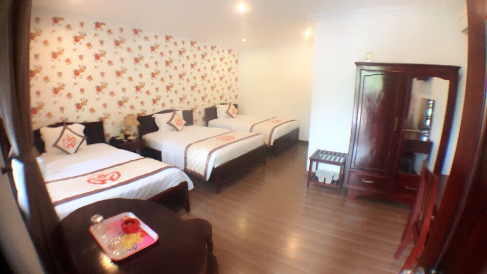 Тан-Мэй-Тай: Van Huong Mai Bungalow