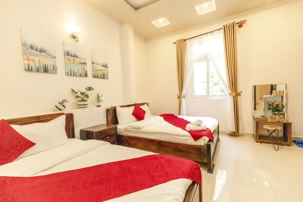 Далат: Conico Hotel