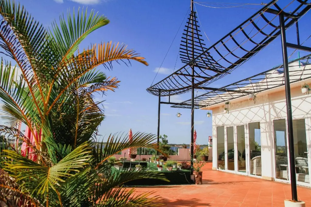Пху-Бай: Truong Tinh Hotel