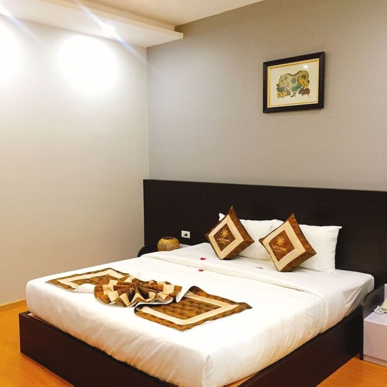 Бакнинь: Cat Tuong New Hotel