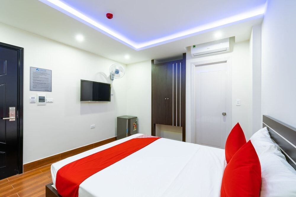 Дананг: Oyo 344 Three Girl Hotel & Apartment