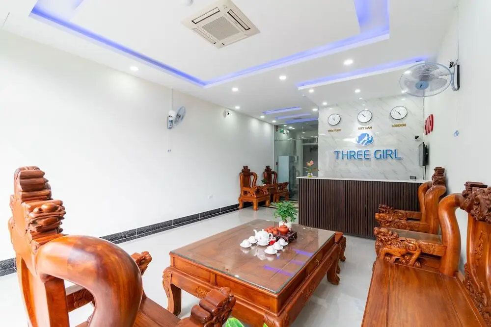 Дананг: Oyo 344 Three Girl Hotel & Apartment