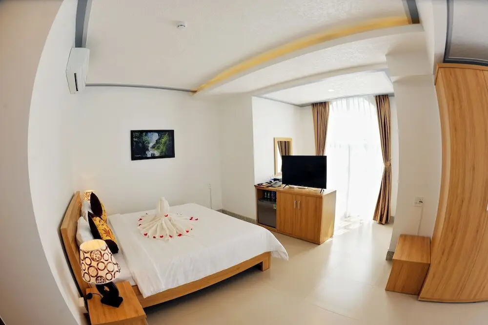 Да-Хуоай: Tam Chau Luxury Hotel