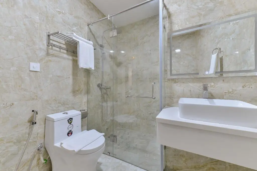 Нячанг: Yen Vang Hotel & Apartment