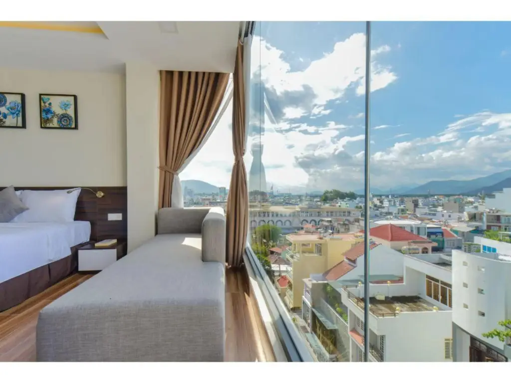 Нячанг: Yen Vang Hotel & Apartment