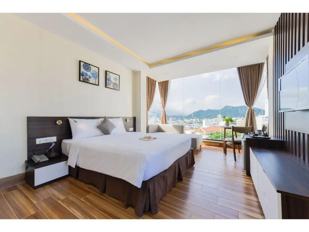 Нячанг: Yen Vang Hotel & Apartment